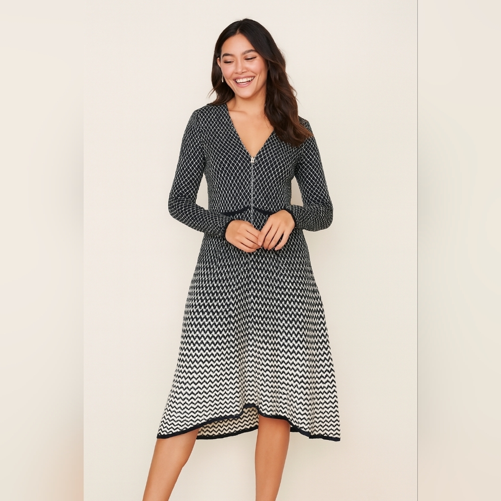 Masseys Black and White Patterned Dress